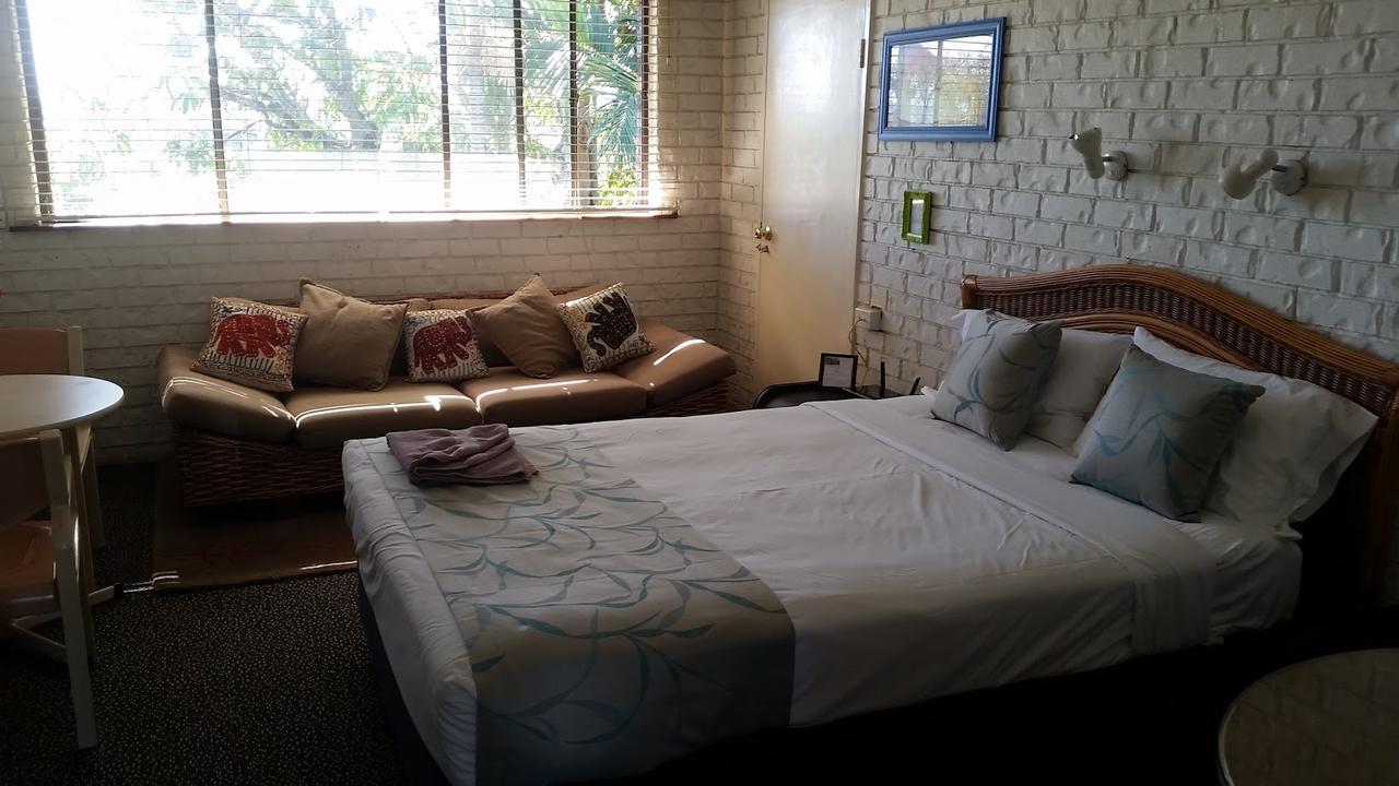 Holland Park Motel Brisbane Dış mekan fotoğraf