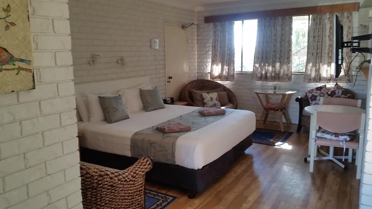 Holland Park Motel Brisbane Dış mekan fotoğraf