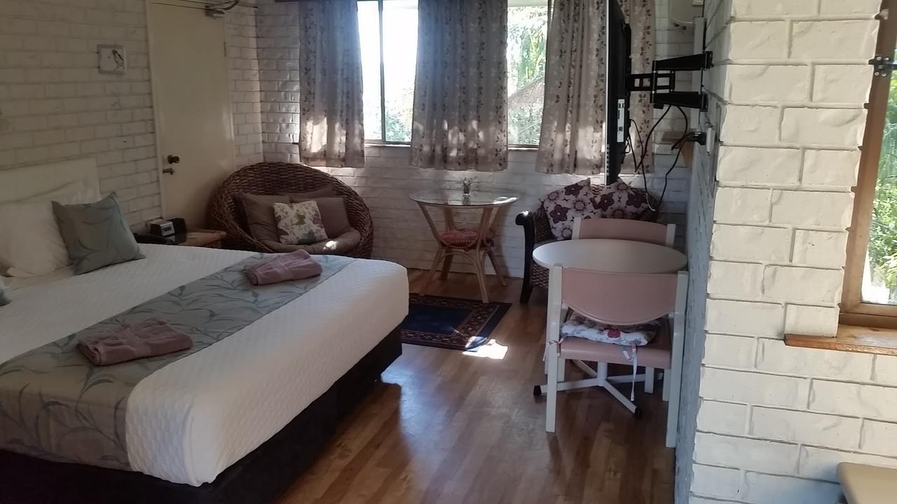Holland Park Motel Brisbane Dış mekan fotoğraf