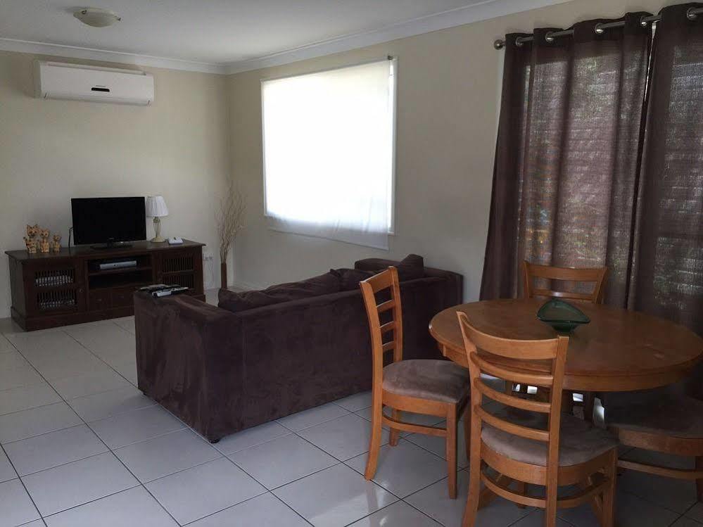 Holland Park Motel Brisbane Dış mekan fotoğraf
