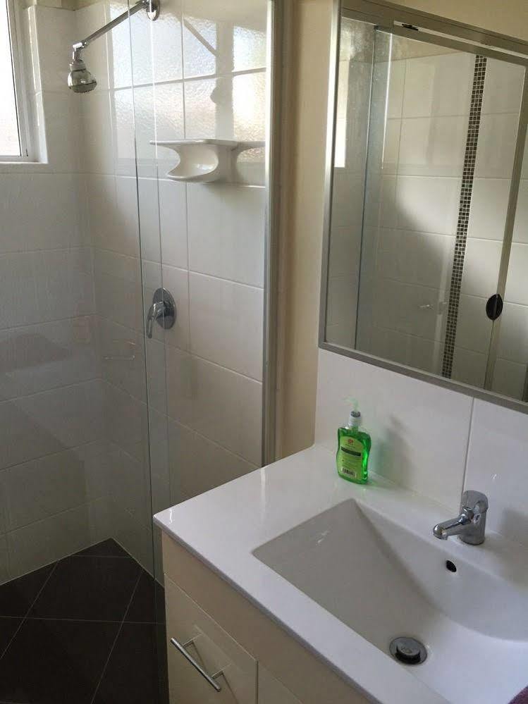 Holland Park Motel Brisbane Dış mekan fotoğraf